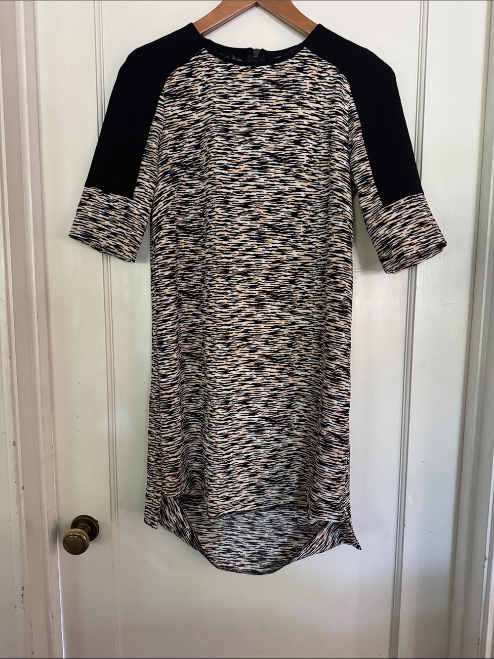 French Connection Black and Cream Short Sleeve Shift Dress